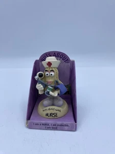 Nuts About Work Krankenschwester Wackelkopf Figur NEU - Bild 1 von 4
