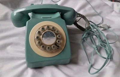 Wild & Wolf 746 Blue Telephone Push Button Retro Vintage Style Landline - Image 1 of 4