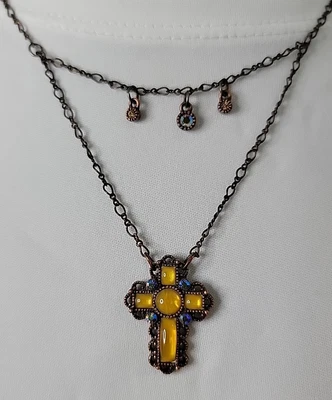 Collar Cruz Religiosa 1928 Color Ámbar Latón Bronce Cristales Cadena Larga De Colección Foto 1 de 4