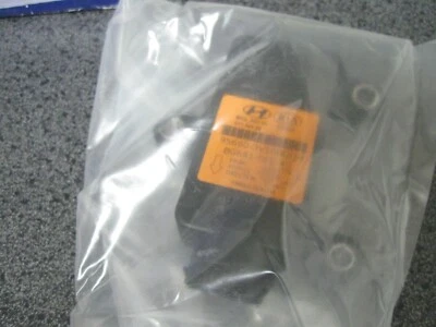 Hyundai 95690 3V100QQH Yaw Rate Sensor New Genuine Foto 1 de 2