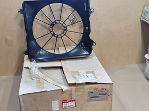 Honda CR-V Mk2 RE 2006-2009 Radiator Fan Shroud 19015-RZA-A01 Genuine NEW OEM - Picture 1 of 14