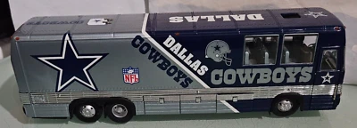 the danbury mint  DALLAS COWBOYS TEAM BUS  diecast - Image 1 of 4