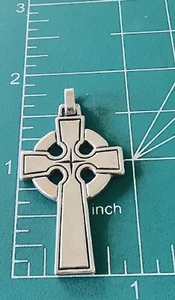James Avery großer Kreuzanhänger im Ruhestand mit Kreuzmitte ~ Unisex - Bild 1 von 2