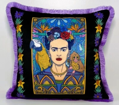 Frida Kahlo by Casa Padrino Luxus Deko Kissen mit Strass Steinen Schwarz / Lila - Bild 1 von 3