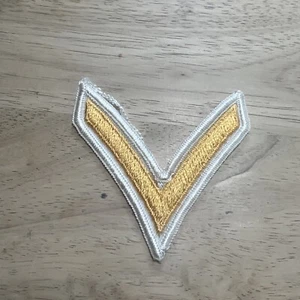Ejército de Estados Unidos Privado E2 Militar Rayas Doradas en Parche Blanco - Imagen 1 de 6