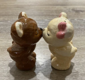 KISSING MAGNETIC BEARS SALZ & PFEFFERSTREUER NEU OHNE ETIKETT WESTLAND - Bild 1 von 5