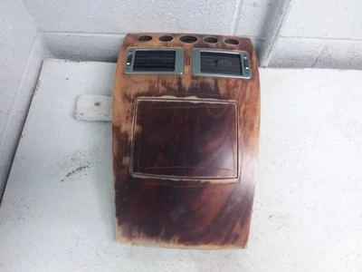 Moldura de painel 2006 ASTON MARTIN DB9 marrom grão de madeira fabricante de equipamento original  - Imagem 1 de 4