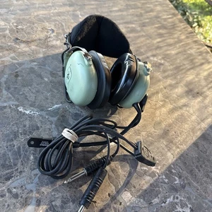 David Clark H10 13.4 Aviation Headset READ - Picture 1 of 13