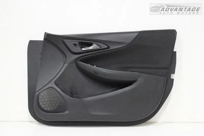 2016-2024 CHEVROLET MALIBU TAMPA DE ACABAMENTO PAINEL PORTA LATERAL DO PASSAGEIRO DIANTEIRO DIREITO FABRICANTE DE EQUIPAMENTO ORIGINAL - Imagem 1 de 4