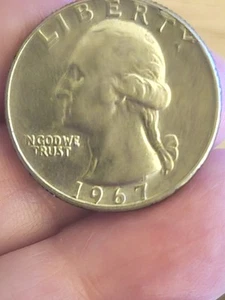 EXTREMELY RARE 1967 QUARTER DOLLAR LIBERTY NO MINT MARK - Picture 1 of 5