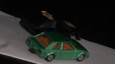 Corgi Ford Escort + No Name Escort XR3     Kartonversand 4,30 - 5,20 - 2,20 € +* - Bild 1 von 4