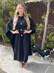 CLEARANCE.....THE EXQUISITE SKULLZ LONDON NEW BLACK CREPE CAFTAN DRESS - Picture 1 of 7
