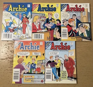 Vintage 1990er Lot Archie Digest Magazin Comic 130 140 141 143 144 Betty Jughead - Bild 1 von 21