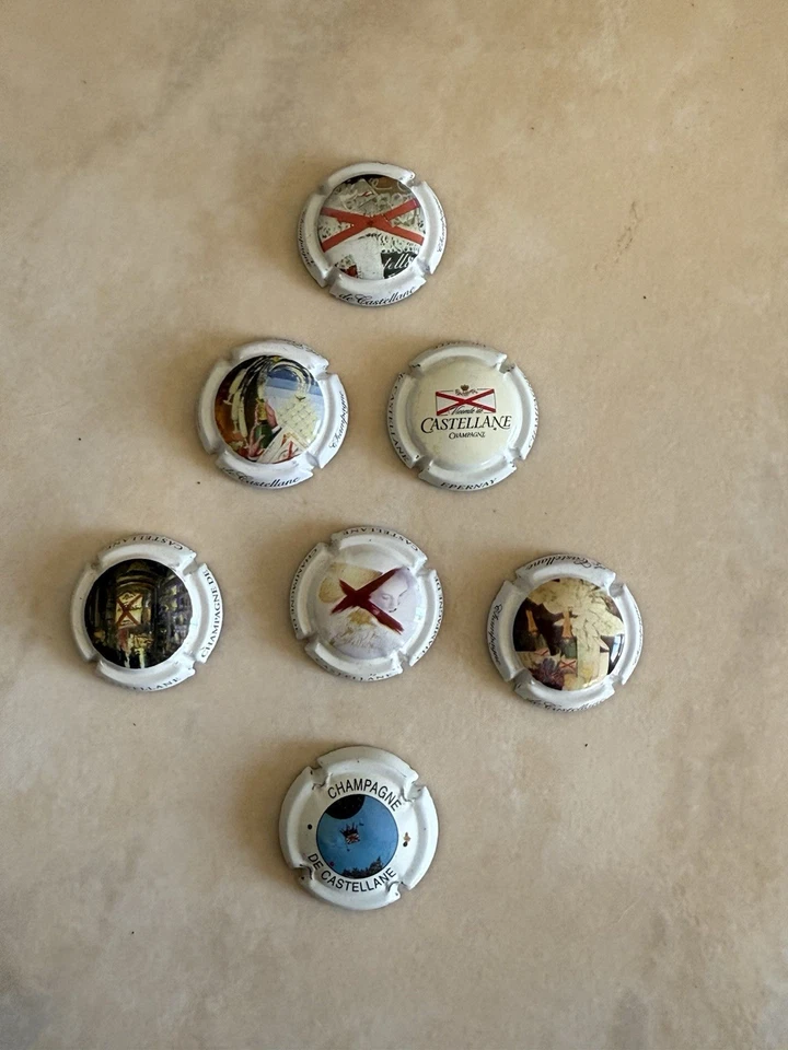 De Castellane, lot de 7 capsules de champagne - Photo 1/1