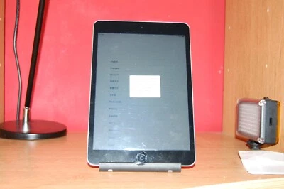 Apple iPad Mini - Black & Slate - 16gb - Wifi & Cellular - A1455 - MD543 B/A - Image 1 of 4