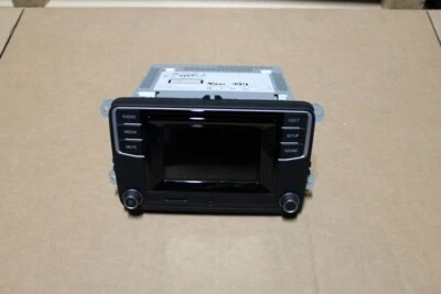 VW T6 Beetle Amarok Composition Color Colour Radio MIB2 DAB 1K8035150 B - Bild 1 von 4