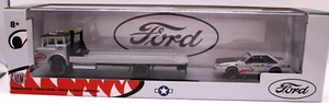 M2 Machines Ford 1990 Ford C8000 Ramp Truck & 87 Mustang silver RR's R39 20-14 - Picture 1 of 5