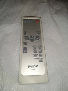 Spedizione Rapida🇺🇲 Proiettore Sanyo Telecomando CXVM Usato - Foto 1 di 2
