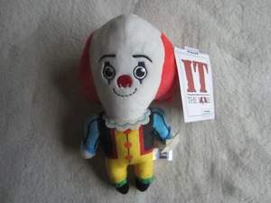 2018 Kidrobot PHUNNY IT The Movie: 8 Inch Plush Pennywise NEW - Picture 1 of 2