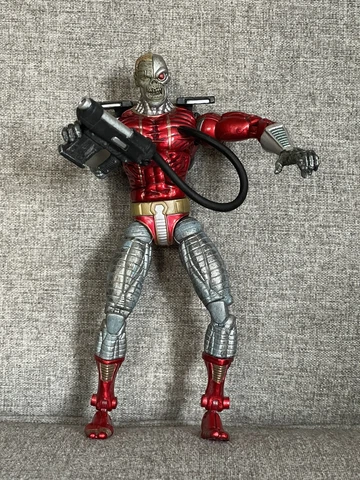 MARVEL LEGENDS TOYBIZ (2005) SERIES 9 DEATHLOK ACTION FIGURE WITH WEAPON Cover