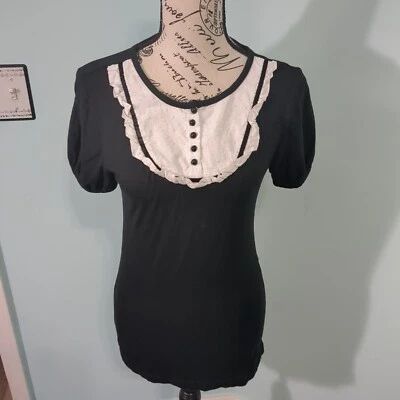 Blusa Erin Featherston For Target con ribete de encaje mediano Foto 1 de 4