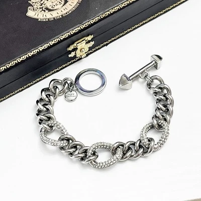 NUEVO Brazalete Juicy Couture Plata Pavé Cristal Eslabón Dije en Caja Y2K Foto 1 de 4