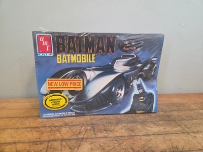 1989 AMT ERTL BATMAN Batmobile Model Kit 1:25 Sealed  - Image 1 of 4