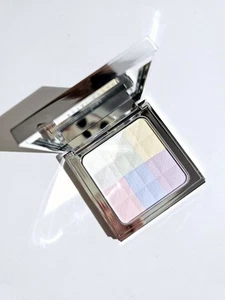 Bobbi Brown Brightening Finishing Powder Porcelain Pearl New LE - Picture 1 of 4