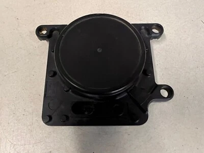 2005 2006 2007 Cadillac STS Adaptive Cruise Control Radar Unit Grille 15226799 - Image 1 of 4