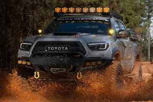 Toyota Tacoma (16-23) XB Evo Hybrid LED Headlights - Picture 1 of 3