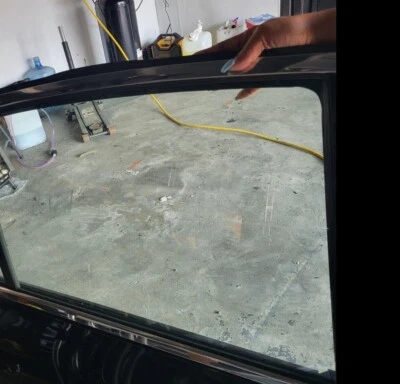 Infiniti G25 G35 G37 Q40 2012 sedán pasajero lado derecho puerta trasera ventana vidrio Foto 1 de 4