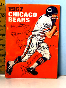 1967 Chicago Bears Media Guide PSA 5 Autos: Gale Sayers, Buffone, Petitbon, RJck