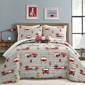 Lush Decor Fire Truck Reversible Print Piece Quilt Set - Picture 1 of 7