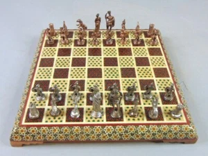 Kompletter Schachsatz mit nahöstlichem Khatam Intarsien Brett  - Bild 1 von 10