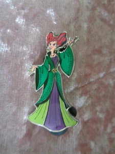 Disney - Hocus Pocus - Villain Spelltacular - Winifred - Mystery Box Pin - Picture 1 of 1