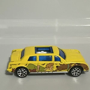 Matchbox Limousine Scooby Doo & Shaggy Yellow 2001 | 1/64 Scale Diecast Loose - Picture 1 of 5