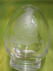 Greta Runeborg Ekenas donna nuda che fa il bagno al fiume vaso fondo pesante Svezia - Foto 1 di 8