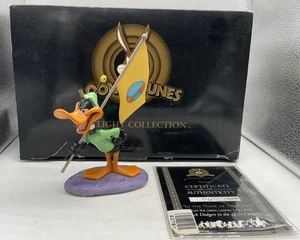Looney Tunes Spotlight Collection Goebel "Im Namen der Erde" mit Box & COA - Bild 1 von 9