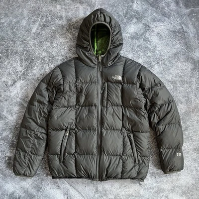 The North Face 550 Boys Down Jacket Size XS/S (18-20) – Warm Insulated Coat - Image 1 of 4
