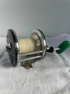 Vintage Penn Long Beach 65 Saltwater Fishing Reel - Bild 1 von 8
