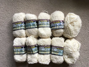VINTAGE PATONS NEW YORKER IN SHADE LIGHT CREAM-12 PLY-500 GRAMS - Picture 1 of 3