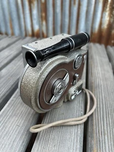 REVERE EIGHT Model Seventy Magazine Cine 8 - WORKS! - Picture 1 of 7