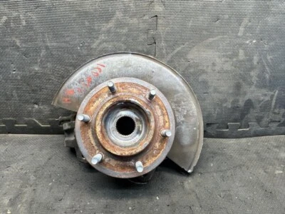 2006-2010 Hummer H3 Front Right Passenger Spindle Knuckle Assembly W/o Abs Oem - Image 1 of 4