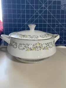 Sterling Fine China Florentine Covered Casserole / Serving Bowl - Picture 1 of 2