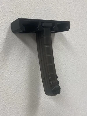 Springfield Armory Kuna Soporte de Pared 9mm Soporte de Cargador WWW.TRAVMFG.COM Foto 1 de 4