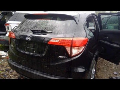 Cuarto de luz trasera derecha pasajero montado se adapta a 16-18 HR-V 3489905 Foto 1 de 4