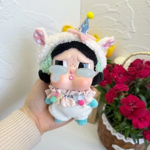 CRYBABY 15 cm Peluche Caja Ciega Muñeca Ropa Cordero Traje + Sofá Azul (Sin Muñeca - Imagen 1 de 14