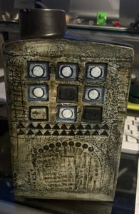 Troika Chimney Vase signed HC Honor Curtis - Picture 1 of 8