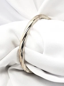 Sterling Silver Twisted Cable Bangle Bracelet Hinged Oval Thailand 7 1/4” 925 - Picture 1 of 4