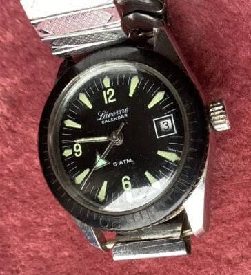 Reloj de buceo Lucerna vintage para caballeros garrapatas por unos segundos cuando se balancea Foto 1 de 4